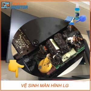 ve-sinh-man-hinh-lg-1